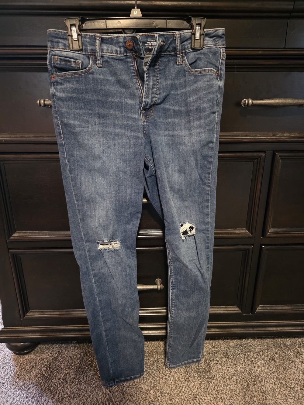 Women’s Distressed Blue Skinny Jeans